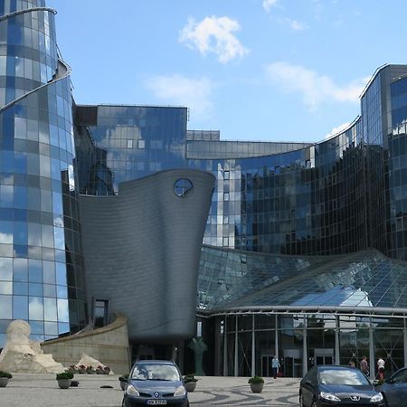 Wierzbno Hostel Warszawa Exteriör bild