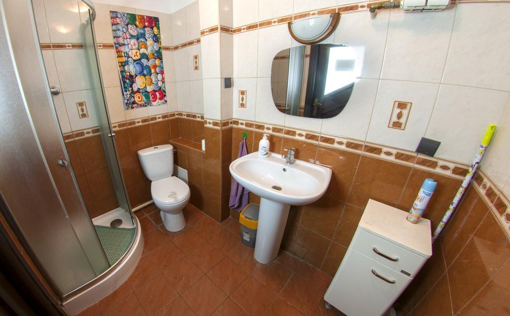 Wierzbno Hostel Warszawa Exteriör bild