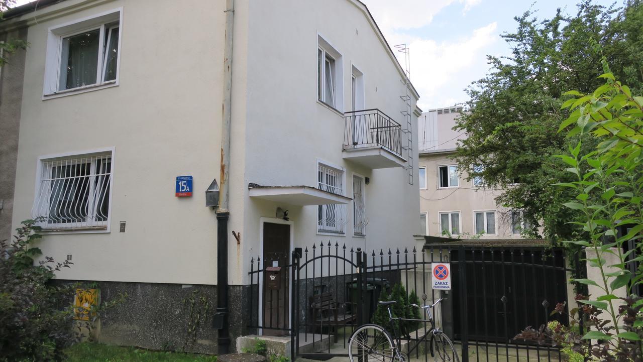Wierzbno Hostel Warszawa Exteriör bild